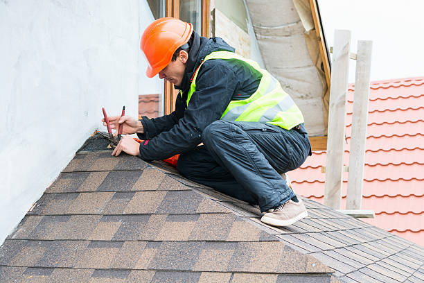 Best Residential Roofing Contractor  in Lynnville, IN